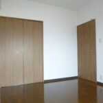 洋室5帖クローゼット 洋室5帖クローゼット